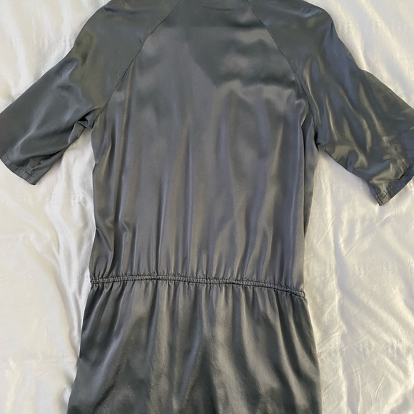 Grey silk blouse-shirt by Marella. Goes well with dark tights. - Picture 4 of 4